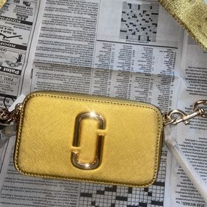 MARC JACOBS SNAPSHOT GOLD METALLIC